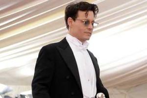 Джонни Депп приобрел  арт-портрет обнаженной Кейт Миддлтон