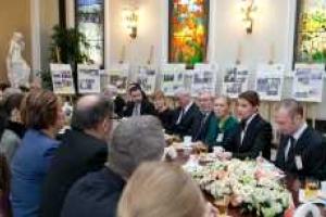 Марина Порошенко встретилась с медиками и представителями польских неправительственных организаций