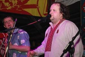 Клип "Запах войны" о волонтерах в зоне АТО презентовала группа "ТИК"