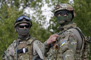 В Киеве открыли фотовыставку ко Дню Вооруженных сил Украины