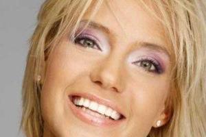 Глюкоза показала как должно выглядеть идеальное платье 