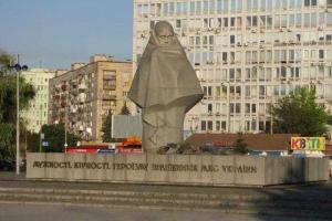 Руководители МВД и ветераны почтили память погибших коллег