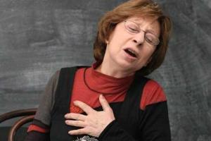 Лия Ахеджакова: Я не ясновидящая, но могу сказать, что уже сейчас есть зарницы большой беды