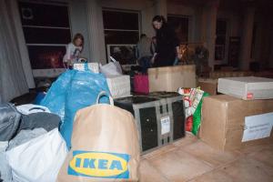 Поляки собрали гуманитарную помощь для украинских военных и переселенцев