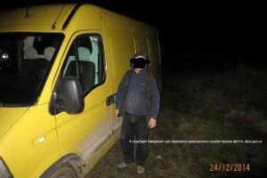На Винничине пограничники задержали микроавтобус с контрабандным спиртом