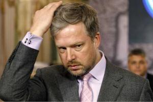 Валдис Пельш в 4-й раз принимает поздравления с рождением ребенка