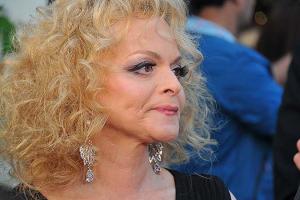 Лариса Долина после праздников решила отправиться в суд