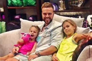 Экс-супруг Анны Седоковой выполнил все новогодние пожелания своих детей