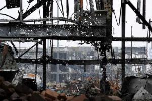 Несколько десятков "киборгов" остались под завалами аэропорта