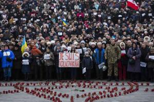 Порошенко: Мы не отдадим ни одного клочка украинской земли!