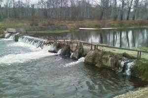 Луганск: коммунальщики начинают расчистку реки Лугань