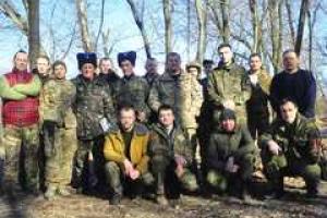 Волонтеры-свободовцы помогают украинским бойцам на передовой