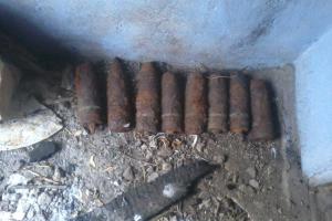 Во время сбора металлолома мужчина нашел старые боеприпасы