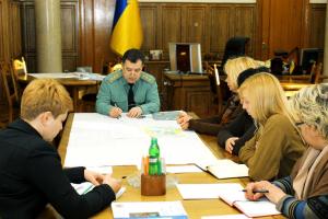 Степан Полторак встретился с родными военных, находящихся в районе Дебальцево