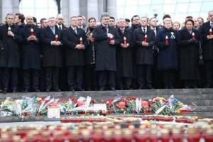 Порошенко прокомментировал теракт в Харькове