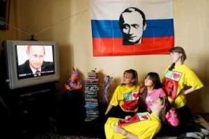 Марина Шаповалова: Нет у простого русского человека таких интересов, чтобы против своей власти возникать...