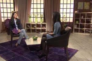 Ани Лорак приняла решение остаться в Украине