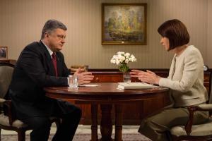 Порошенко: по наиболее танкоопасным направлениям проводится минирование и строятся инженерные сооружения