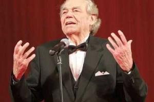 Оперный певец Дмитрий Гнатюк отмечает 90-летие