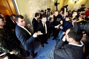 Томенко: ВРУ превратилась в дешевый политтеатр, где разыгрываются скандалы и инсценированные драки