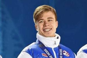 Россиянин поднялся на высшую ступень пьедестала на чемпионате мира по шорт-треку 