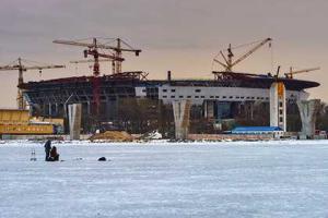 В России назревает скандал относительно задолженности по зарплате строителям "Зенит-Арены"