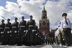 Ветераны ВОВ смогут попасть на парад Победы в Москве только по приглашениям