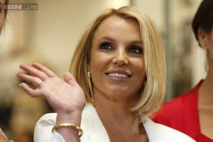 Бритни Спирс под псевдонимом "Джессика" лечилась от новой зависимости