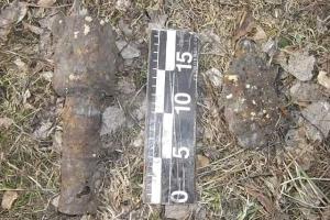 На Черниговщине мужчина на своем огороде откопал старые гранаты