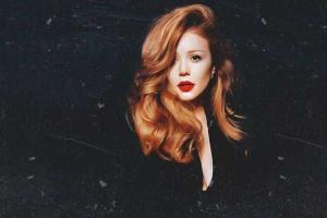 Тина Кароль представила новую песню-посвящение "Спасибо"