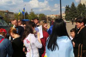 Жители Славянска хотят, чтобы в город вернулся добровольческий батальон "Сiч"