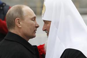 Мнение о позиции патриарха Кирилла: "вы, батюшка, или митру снимите, или портупею расстегните"