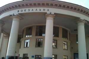 Киевская станция метро "Вокзальная" оказалась на прицеле "минеров"