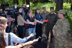 Представители СМИ посетили украинско-американские военные учения