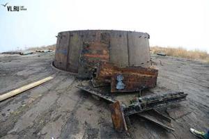 В Приморье памятник истории - артбатарею времен ВОВ - распилили на металлолом