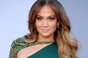 Сногсшибательная Джей Ло представила новый сексуальный клип