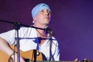 Ушел из жизни лидер российской рок-группы "Коридор" 