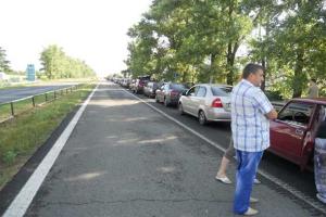 ОБСЕ: на линии разграничения стоят многокилометровые очереди в обе стороны