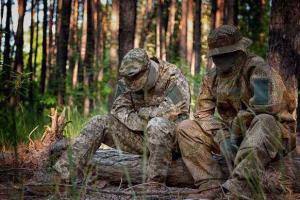 Волонтер "Феникс": Для бойцов ВСУ создали "невидимый" камуфляж "ВАРАН"