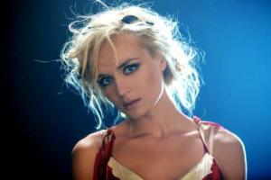 Полина Гагарина подарила поклонникам пикантное фото