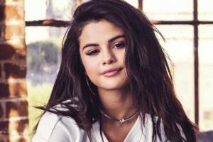 Селена Гомес подарила поклонникам новый откровенный клип