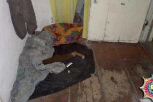 На Донетчине мужчина пытался зарезать собутыльника пилой