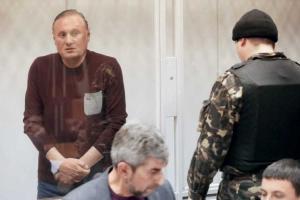 Александр Ефремов останется за решеткой до 1 августа