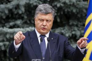 Порошенко: Если НВФ будут бряцать оружием, они получат надежный и эффективный ответ