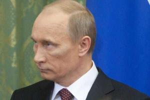 В. Голышев: Путин напоминает актера, который уже сыграл свою роль и ждет занавеса, но его почему-то не опускают