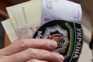 На Луганщине "погорели" на взятке два работника ГАИ 