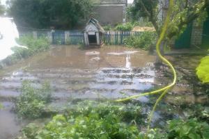 Сильные дожди привели к подтоплению хозяйств в 5 селах Херсонщины 