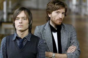 Подарок любителям электронной музыки от дуэта Air