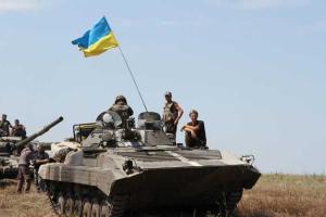 Штаб АТО: СМИ РФ трубят об отводе вооружения, а в это время боевики "пашут" землю из артиллерии и танков