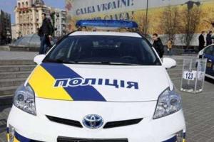 На авто новой патрульной полиции установят "правильные полицейские цвета"